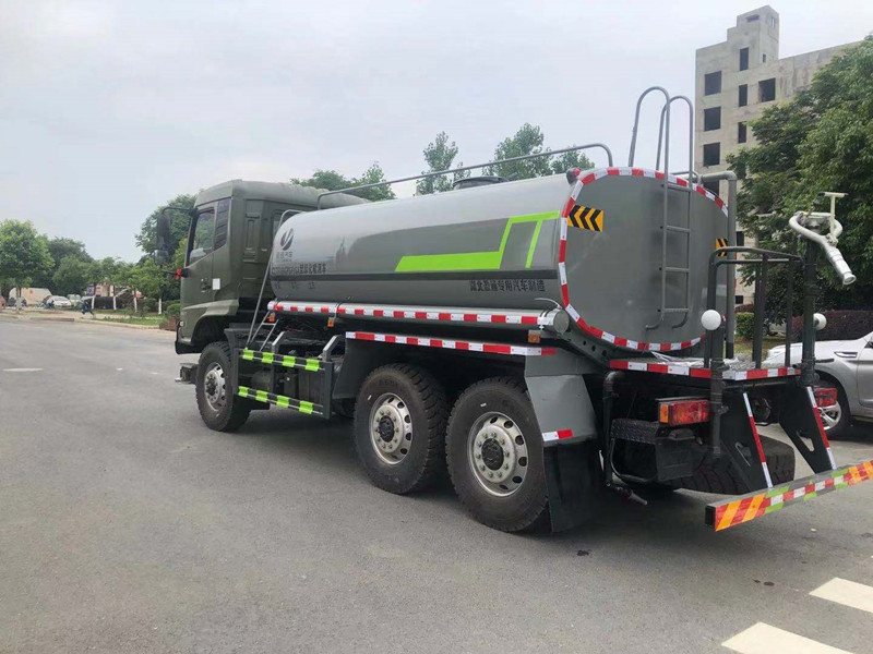 道路灑水車(chē) 道路灑水車(chē)