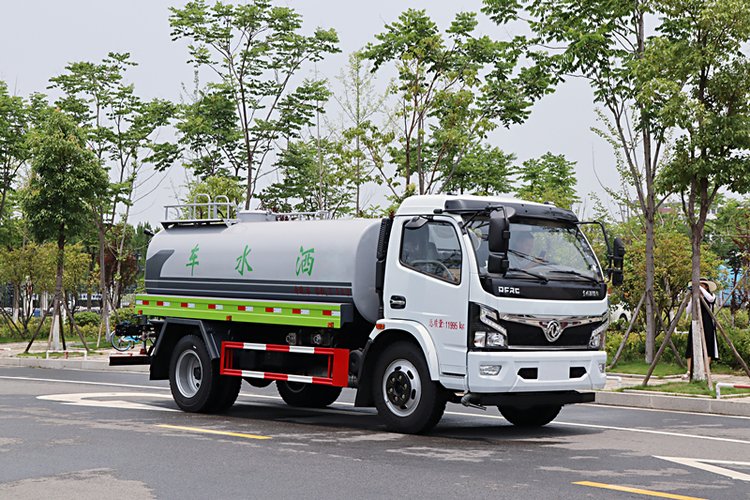 貴陽市灑水車廠家直銷-貴陽市灑水車生產廠家-貴陽市灑水車那有賣的 貴陽市灑水車廠家直銷-貴陽市灑水車生產廠家-貴陽市灑水車那有賣的