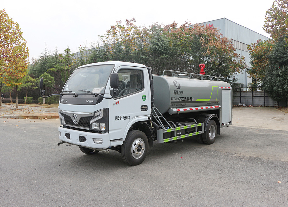 5方灑水車(chē)一輛多少錢(qián)-批發(fā)價(jià)格-優(yōu)質(zhì)貨源-湖北盈通 5方灑水車(chē)一輛多少錢(qián)-批發(fā)價(jià)格-優(yōu)質(zhì)貨源-湖北盈通