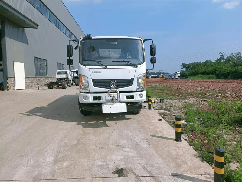 環衛灑水車--環衛灑水車城市環境的守護者 環衛灑水車--環衛灑水車城市環境的守護者