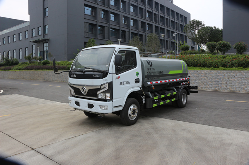 5噸灑水車(chē)價(jià)格多少--灑水車(chē)價(jià)格報(bào)價(jià)及購(gòu)買(mǎi)指南 5噸灑水車(chē)價(jià)格多少--灑水車(chē)價(jià)格報(bào)價(jià)及購(gòu)買(mǎi)指南