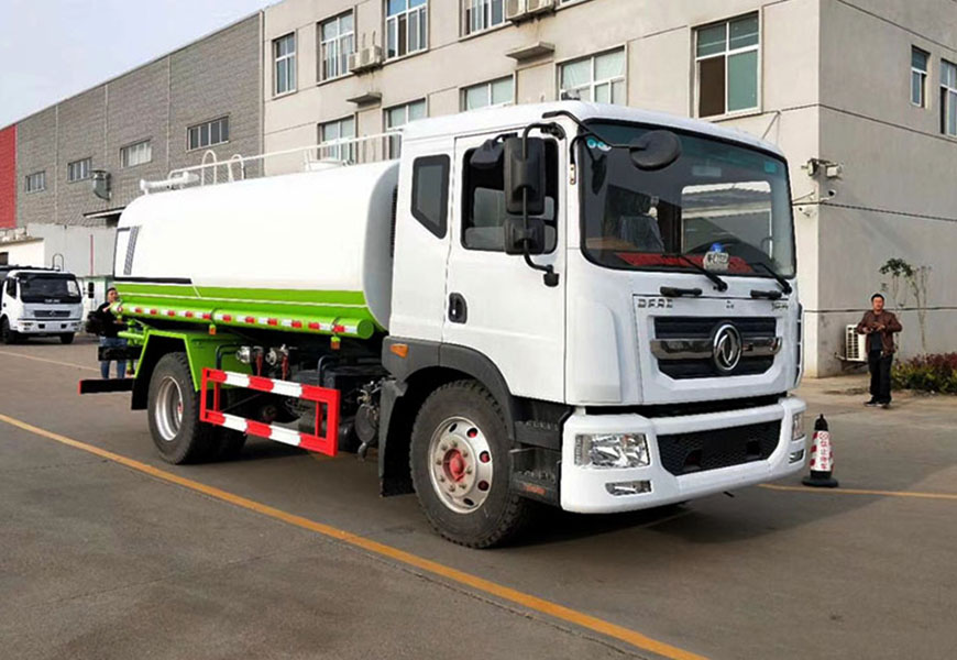 工地灑水車多少錢一個(gè)月-湖北盈通灑水車價(jià)格報(bào)價(jià) 工地灑水車多少錢一個(gè)月-湖北盈通灑水車價(jià)格報(bào)價(jià)