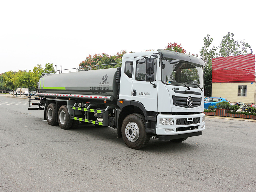 綠化用灑水車(chē)價(jià)格:選擇優(yōu)質(zhì)設(shè)備的重要性 綠化用灑水車(chē)價(jià)格:選擇優(yōu)質(zhì)設(shè)備的重要性