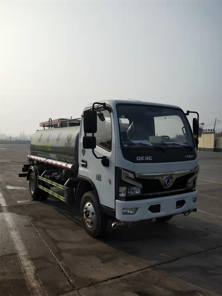 上藍(lán)牌的灑水車報(bào)價(jià)-上藍(lán)牌灑水車報(bào)價(jià)及特點(diǎn)介紹 上藍(lán)牌的灑水車報(bào)價(jià)-上藍(lán)牌灑水車報(bào)價(jià)及特點(diǎn)介紹