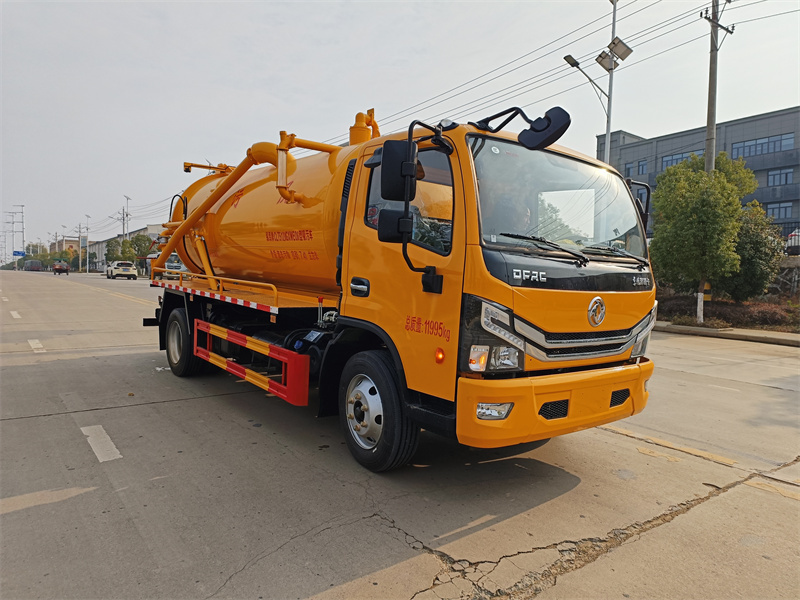 東風(fēng)多利卡8.5方吸污車 東風(fēng)多利卡8.5方吸污車