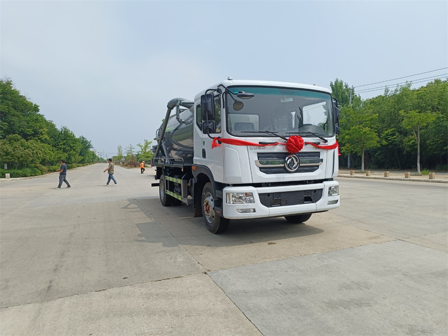 東風(fēng)10.8方吸污車-東風(fēng)多利卡D9吸污車 東風(fēng)10.8方吸污車-東風(fēng)多利卡D9吸污車