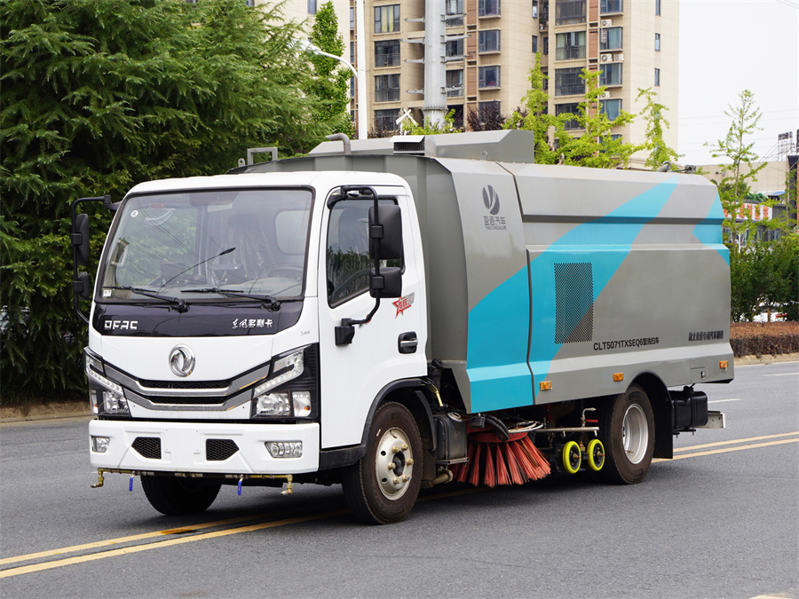 東風(fēng)多利卡小型洗掃車-東風(fēng)5方小型洗掃車 東風(fēng)多利卡小型洗掃車-東風(fēng)5方小型洗掃車