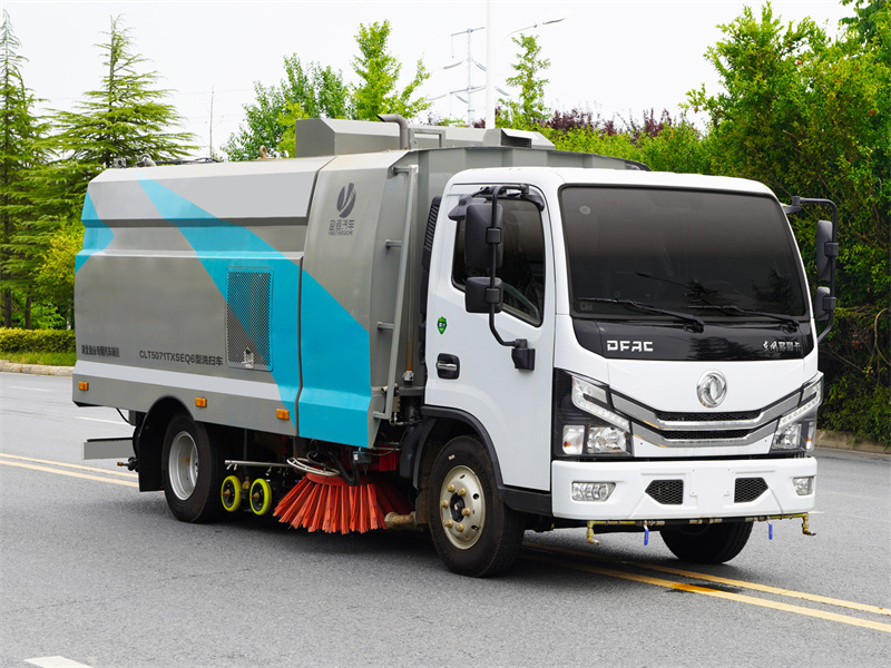 東風(fēng)新款多利卡洗掃車-東風(fēng)多利卡洗掃車廠家產(chǎn)品參數(shù)-湖北盈通 東風(fēng)新款多利卡洗掃車-東風(fēng)多利卡洗掃車廠家產(chǎn)品參數(shù)-湖北盈通