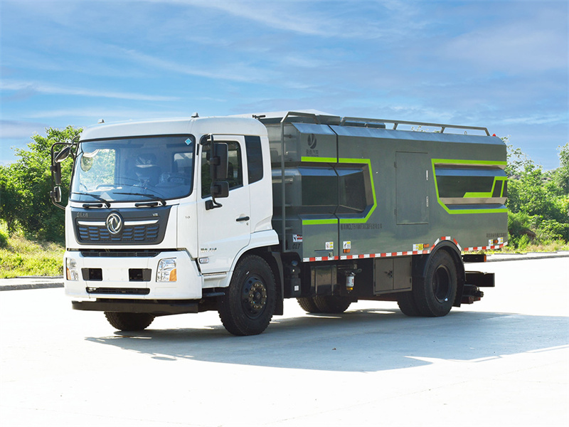 東風(fēng)天錦后置吸塵車-東風(fēng)18噸吸塵車-湖北盈通清掃車廠家直銷 東風(fēng)天錦后置吸塵車-東風(fēng)18噸吸塵車-湖北盈通清掃車廠家直銷