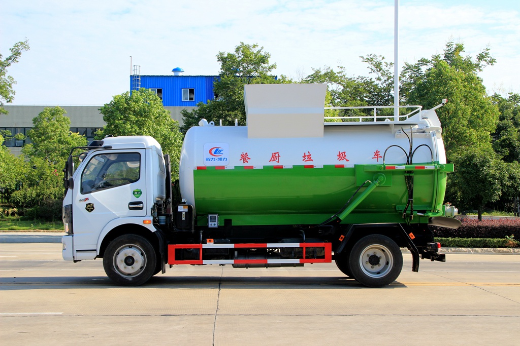東風(fēng)D7餐廚垃圾車(chē)
