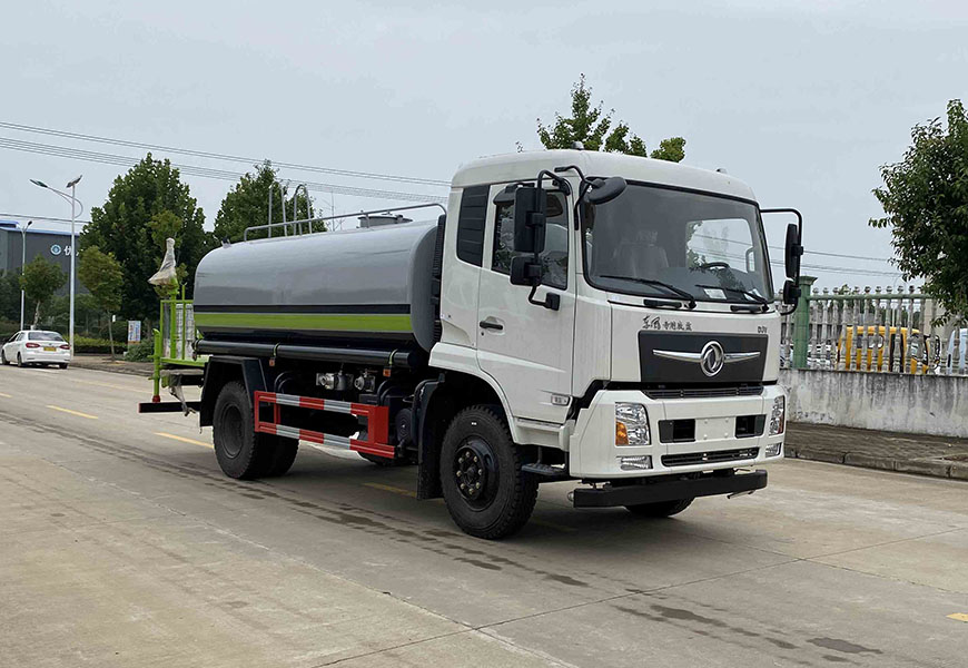 東風專底D3V灑水車